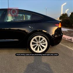 تسلا موديل 3